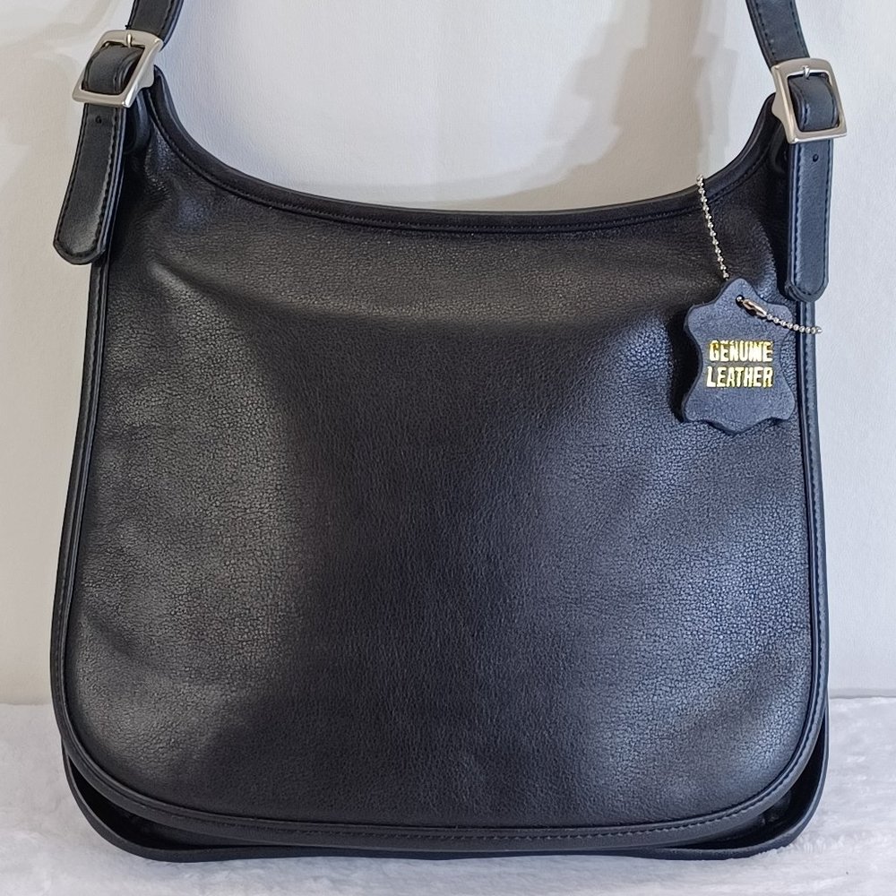 Giani Bernini Slim Leather Messenger Flap Crossbody Bag - Picture 2 of 10
